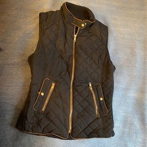Women’s quilted vest